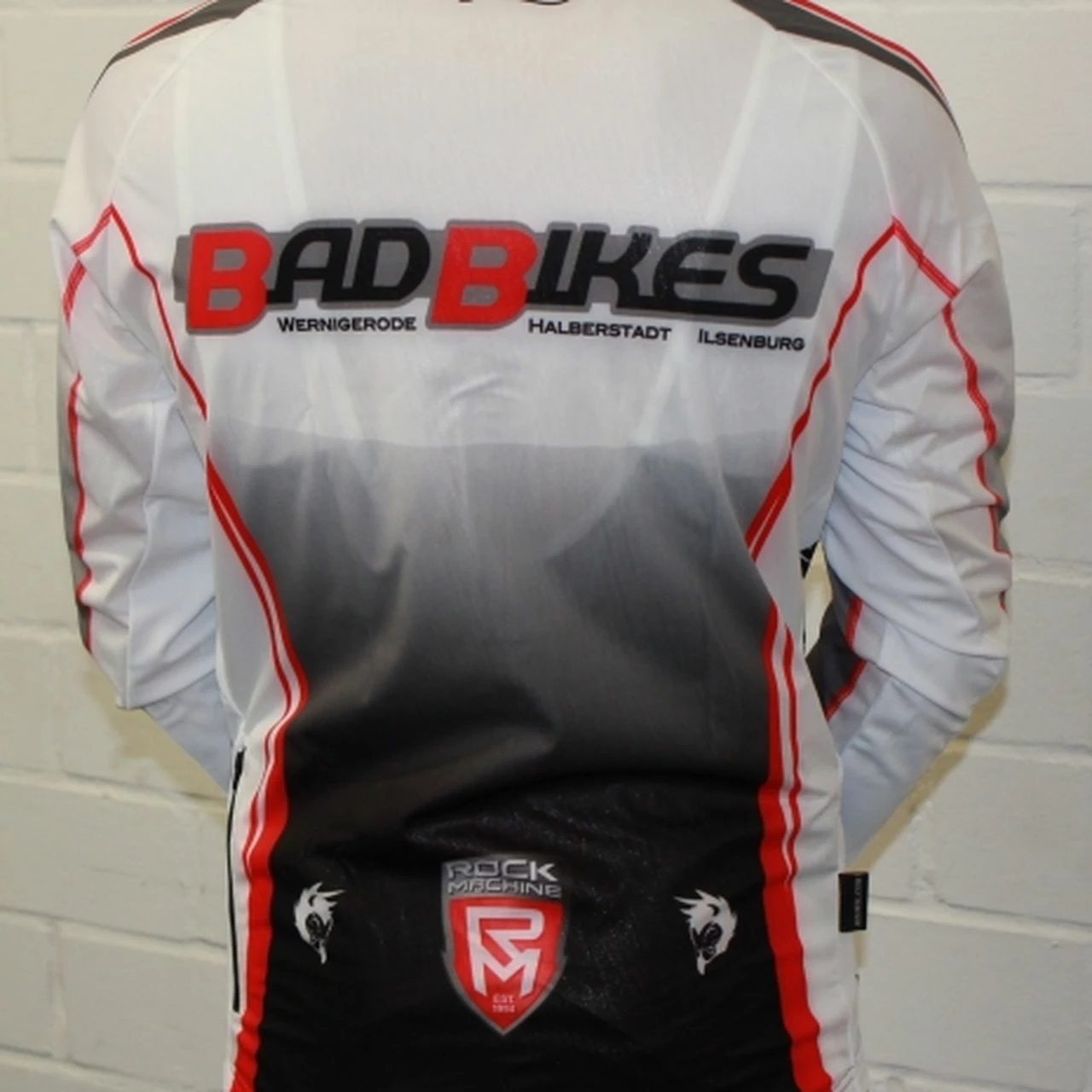 Redvil Windjacke, Wind Jacket, BadBikes Teambekleidung – Bild 2